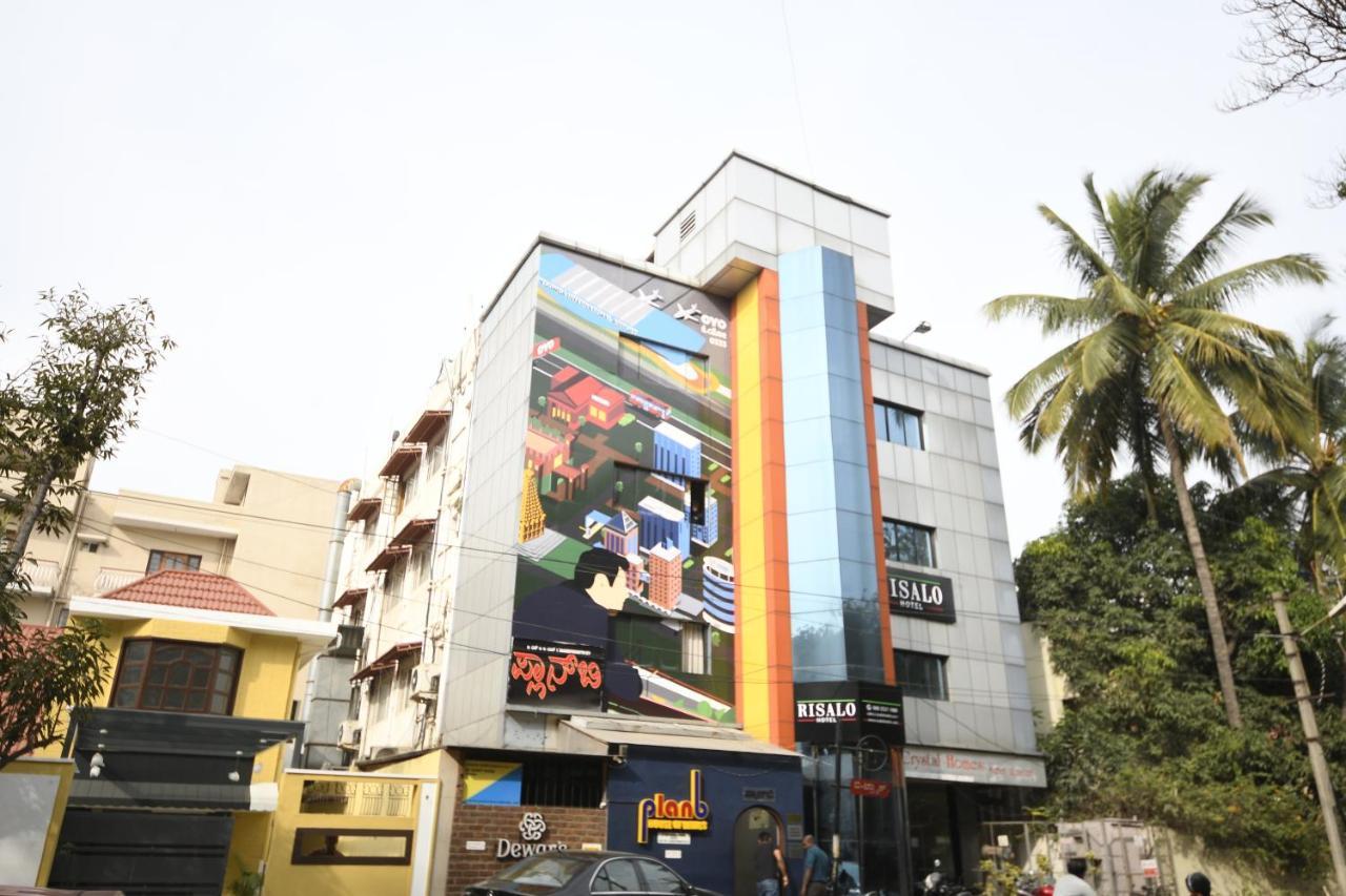 Capital O 333 Hotel Crystal Homes Bangalore Exterior foto