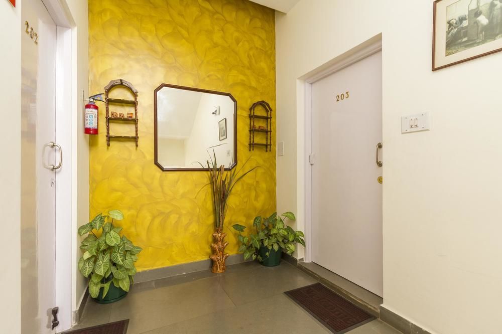 Capital O 333 Hotel Crystal Homes Bangalore Exterior foto